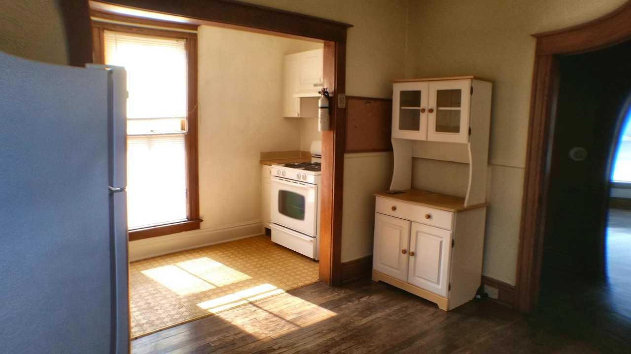 43 W Main St #C - Photo 7 of 16
