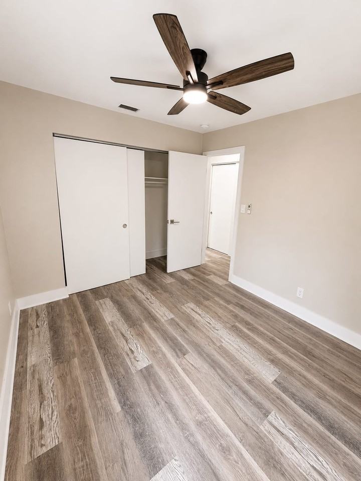 1619 Ne 25th St #1621 - Photo 2 of 20