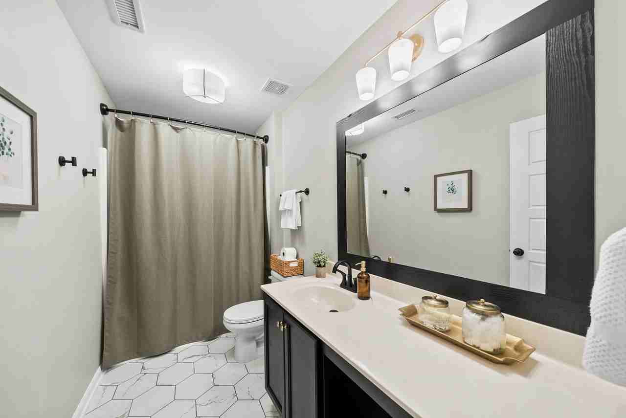 919 Award St - Photo 6 of 20