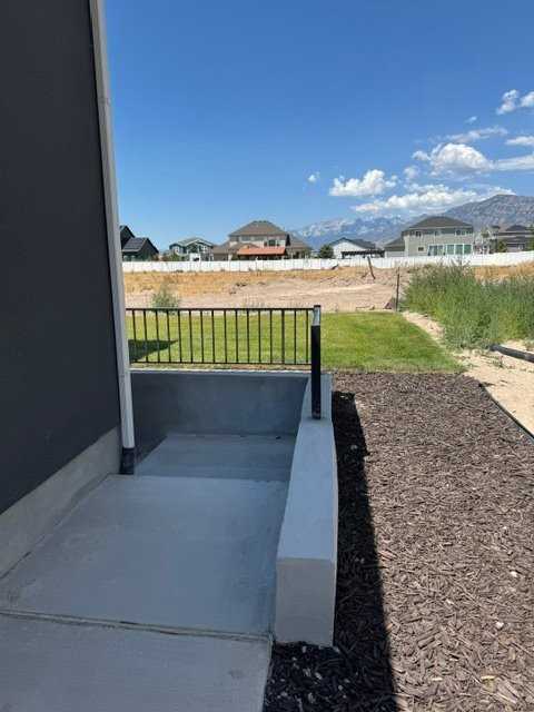 144 W Birds Eye Ln #1 - Photo 6 of 16