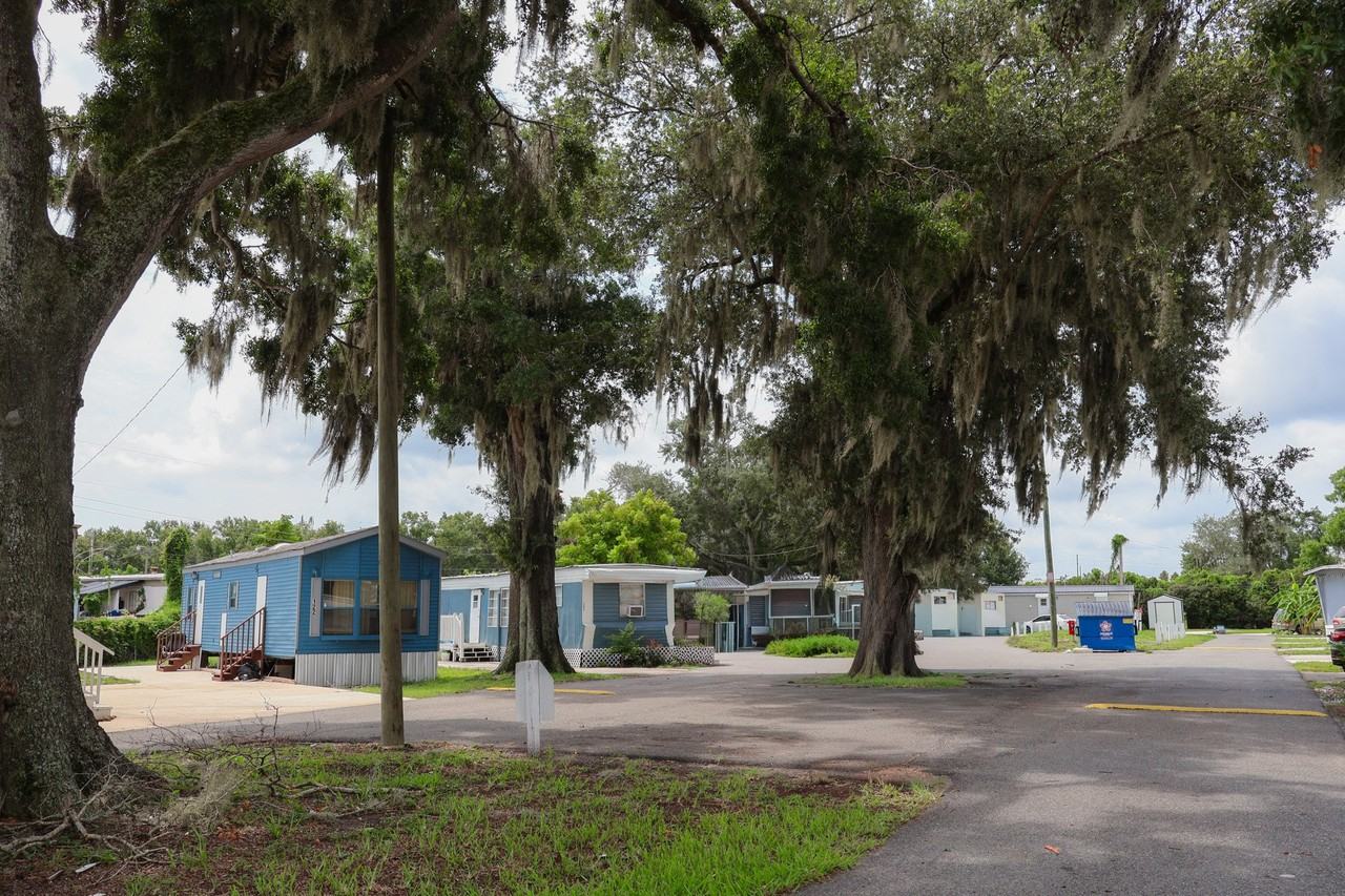 5900 New Tampa Hwy #122 - Photo 2 of 9