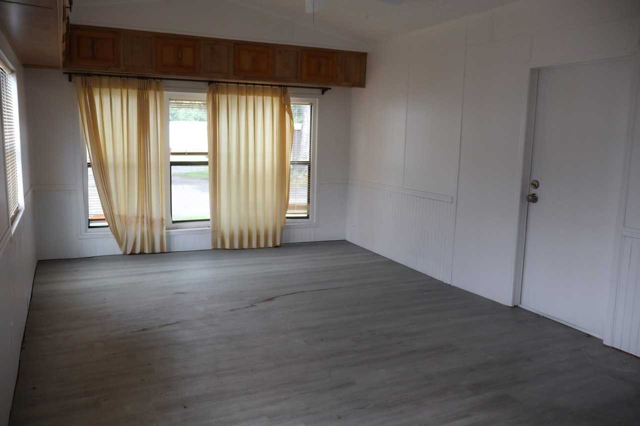 5900 New Tampa Hwy #122 - Photo 3 of 9