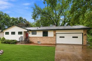 4977 Zealand Ave N - Photo 1 of 1