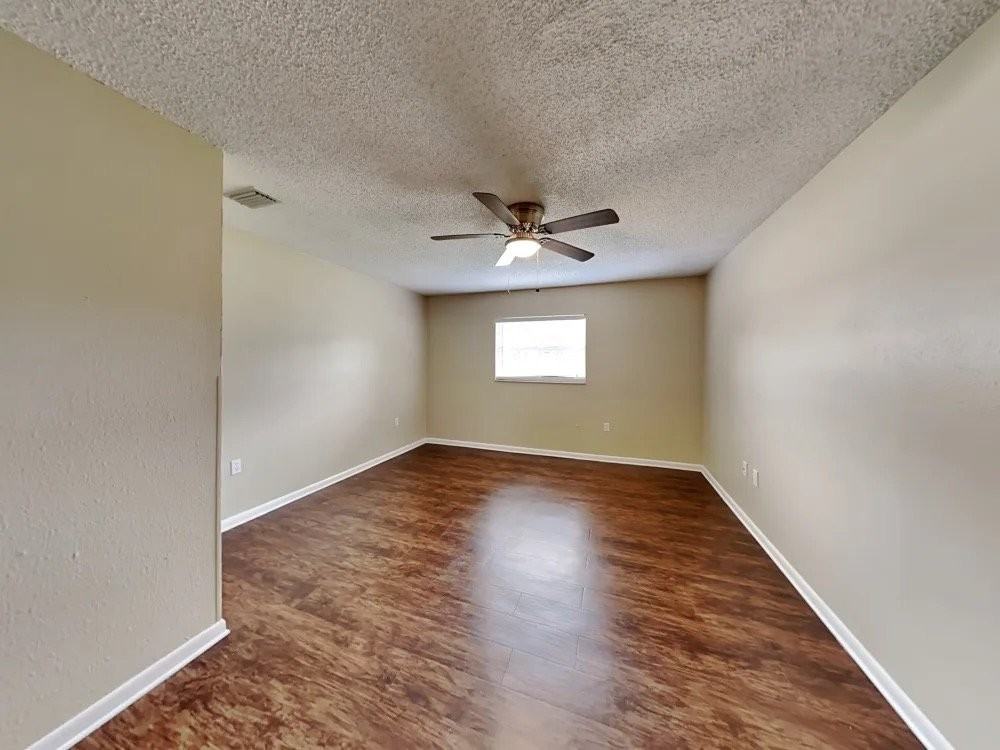 3120 S Florida Ave #101 - Photo 4 of 14