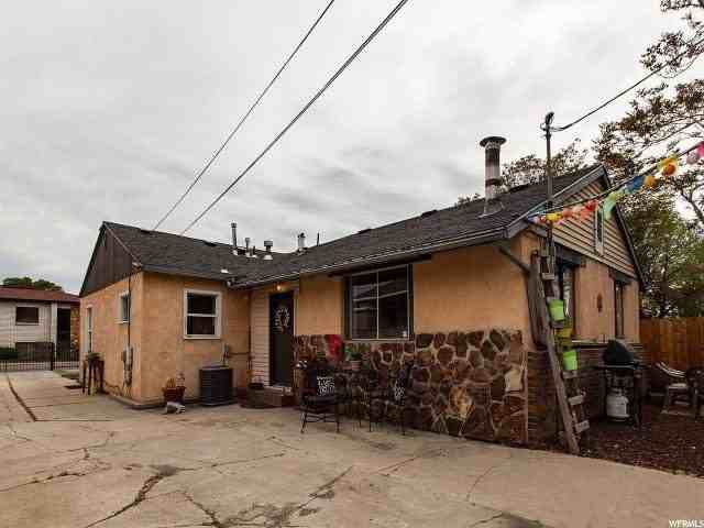 161 E Claybourne Ave - Photo 6 of 7