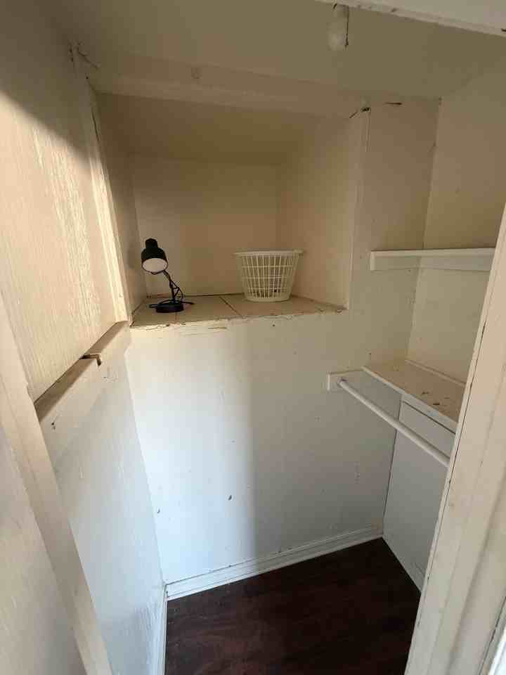 1842A Nw 12th St - Photo 5 of 7