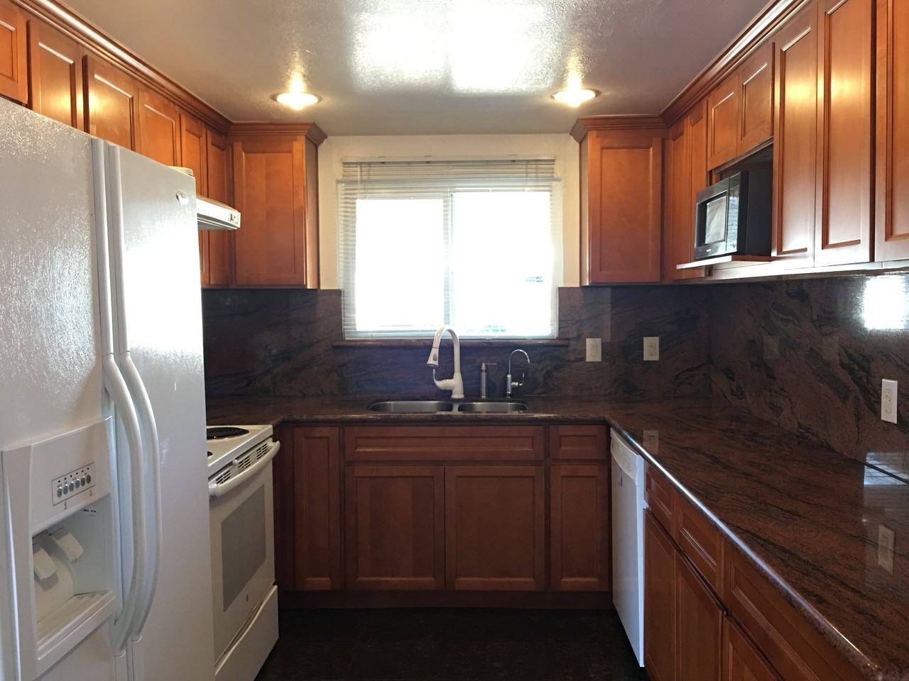6728 Melody Ct - Photo 4 of 17