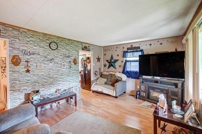 644 Eastmoor Dr - Photo 4 of 10
