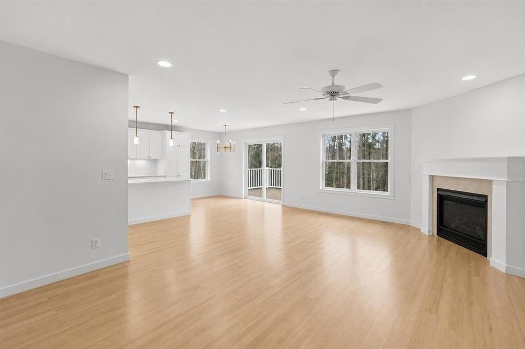 51 Blacksmith Dr - Photo 4 of 20