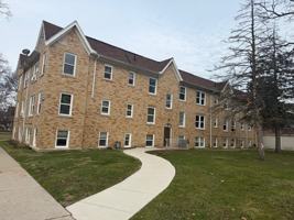 featured image of 423 Washington St #202