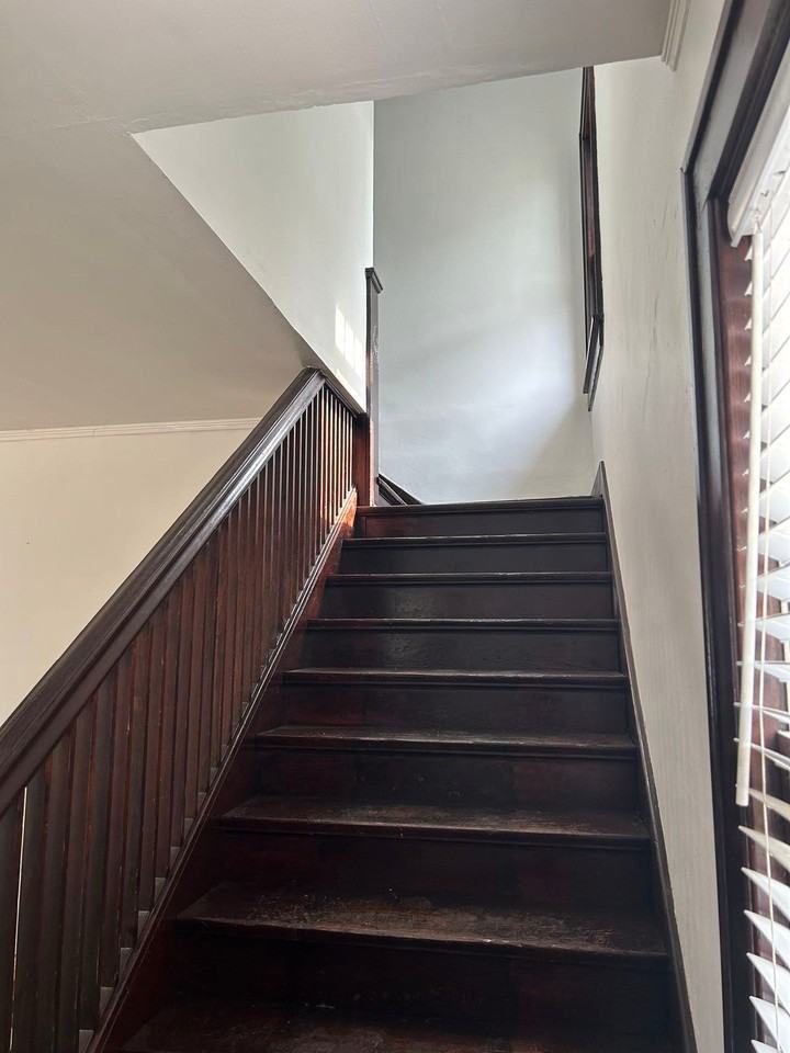 1011 Maple Row #1 - Photo 4 of 12