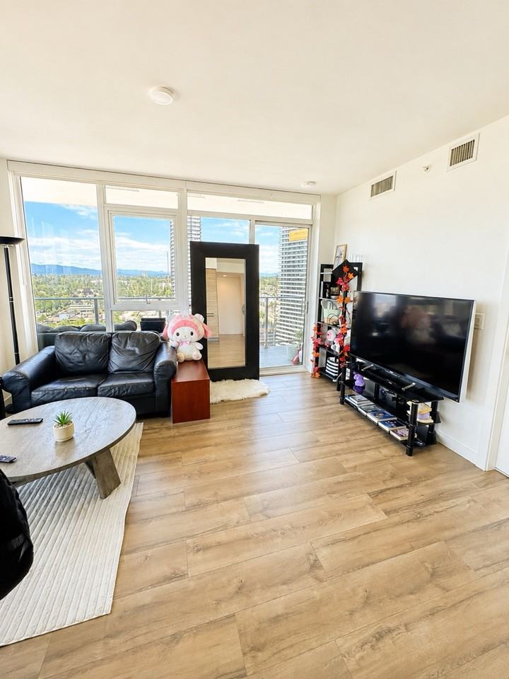13428 105 Avenue - Photo 3 of 13