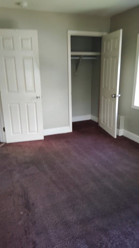 217 W 8th St #2 - Photo 5 of 7