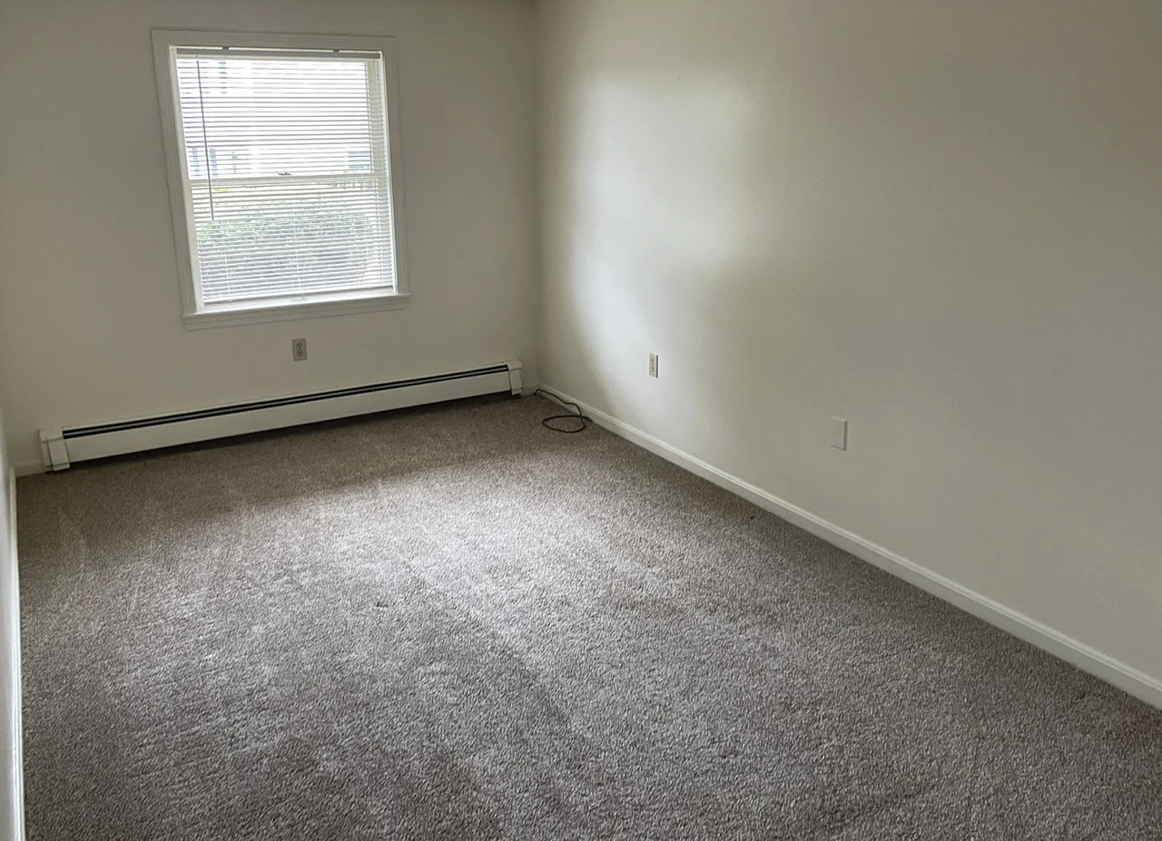844 State St #39 - Photo 5 of 8