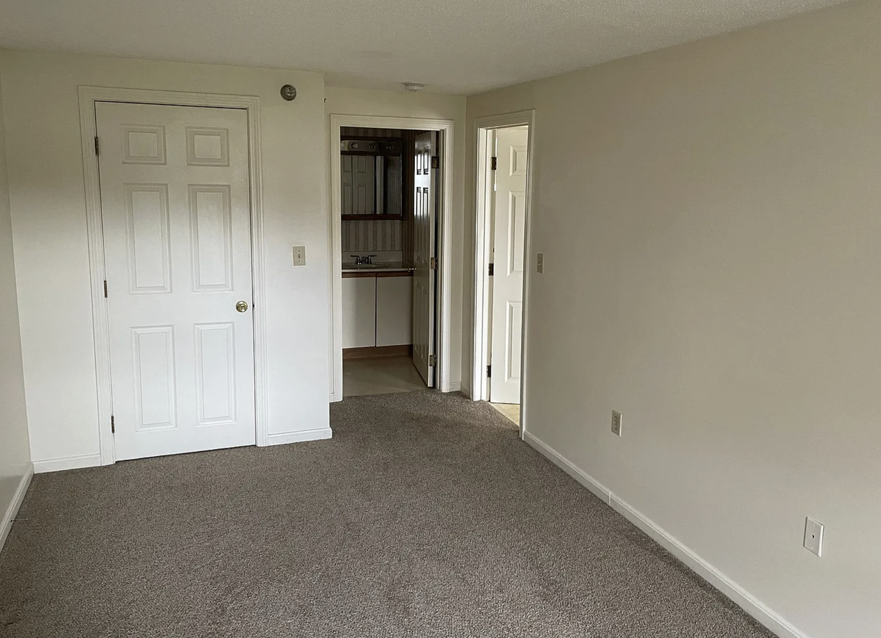844 State St #39 - Photo 6 of 8