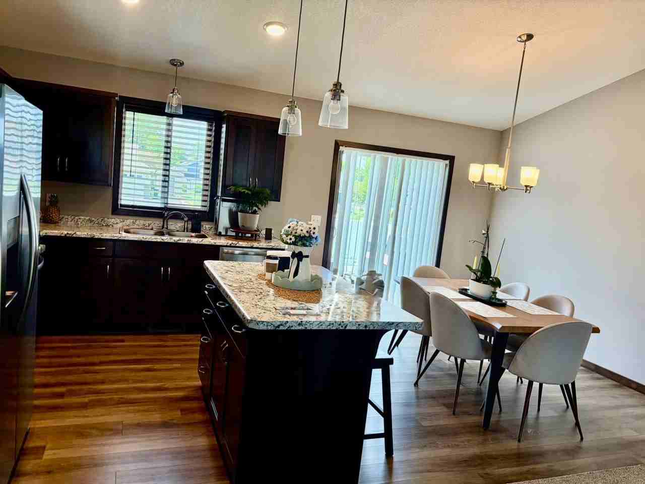 422 19th Ave N #NA - Photo 4 of 8