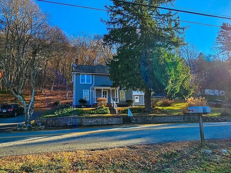 116 Musconetcong River Rd #A - Photo 4 of 28