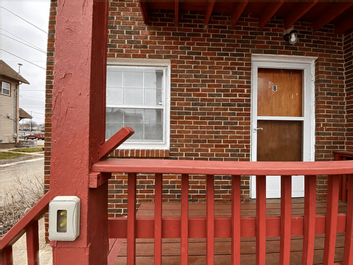 223 W Washington Ave #1B - Photo 6 of 6