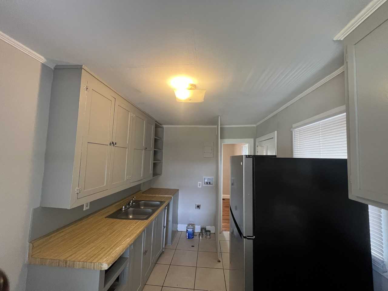 414 W Wilkins St #414 - Photo 5 of 12