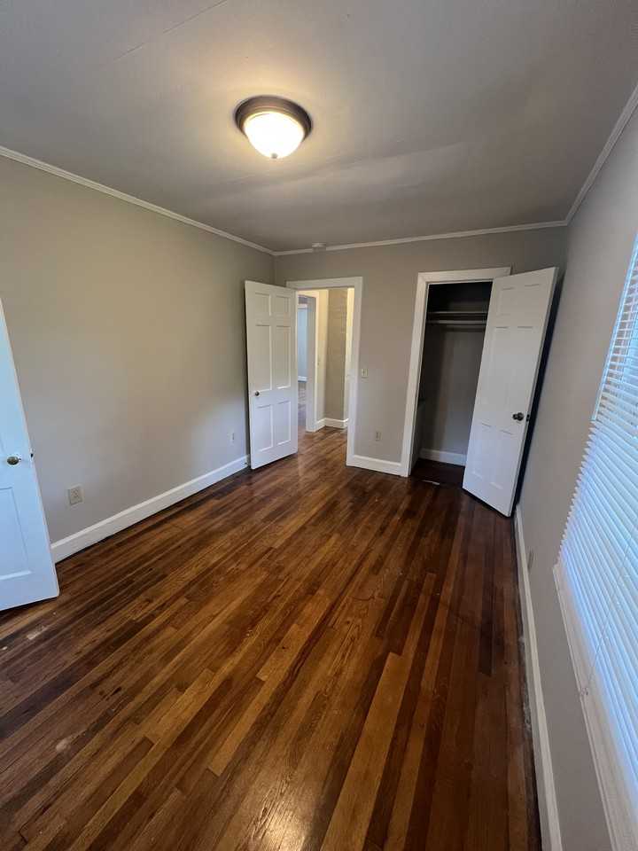 414 W Wilkins St #414 - Photo 6 of 12