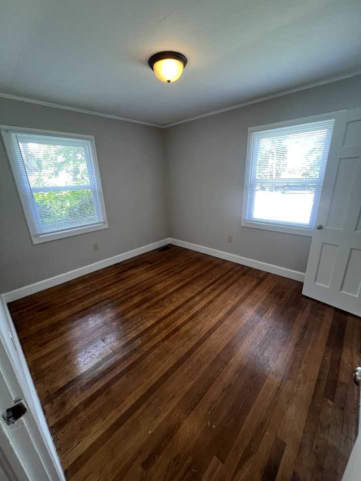 414 W Wilkins St #414 - Photo 7 of 12