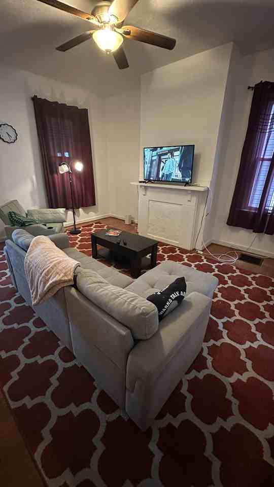 314 Augusta St #1 - Photo 2 of 13