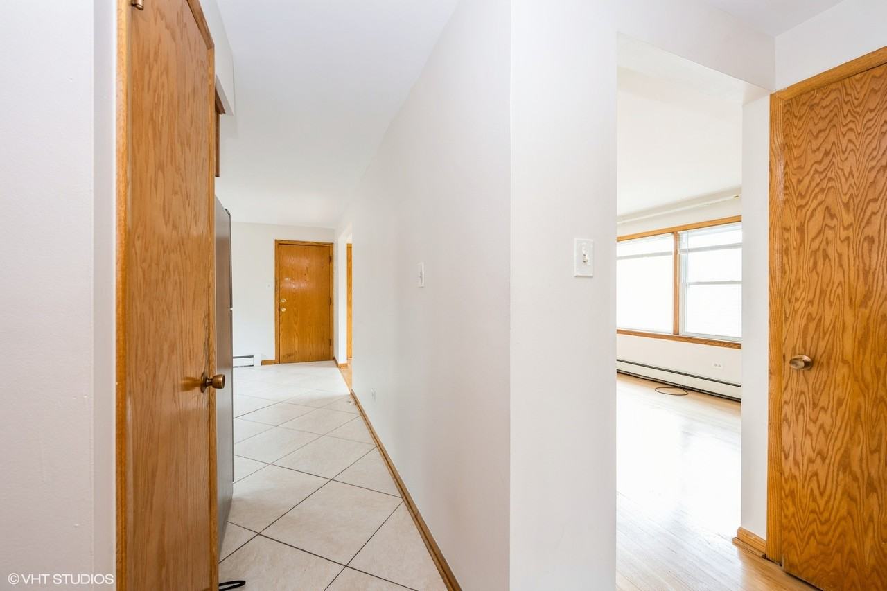 6883 N Northwest Hwy #2R - Photo 2 of 10