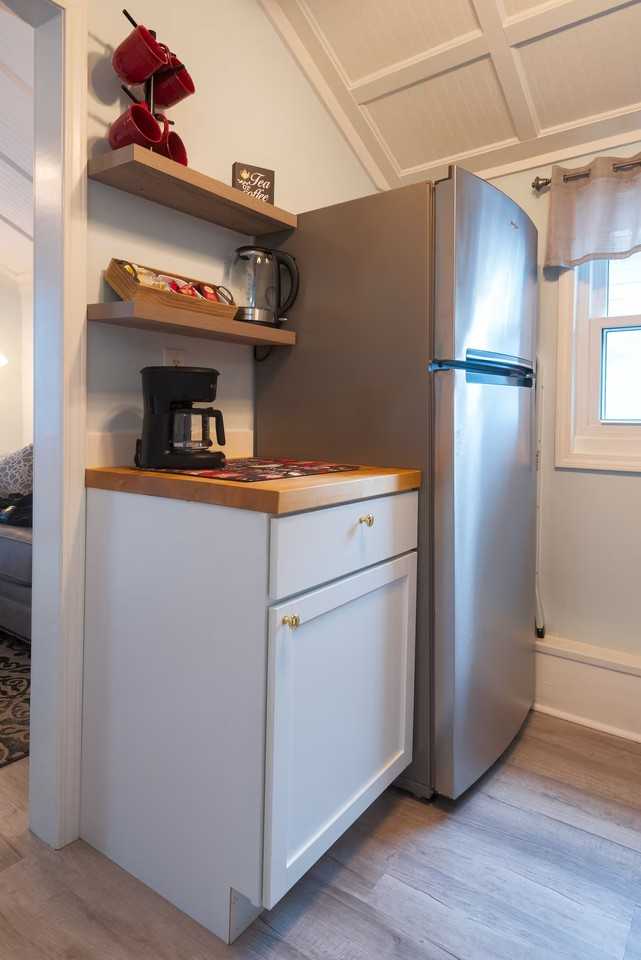 4010 Laurel St #NA - Photo 3 of 18