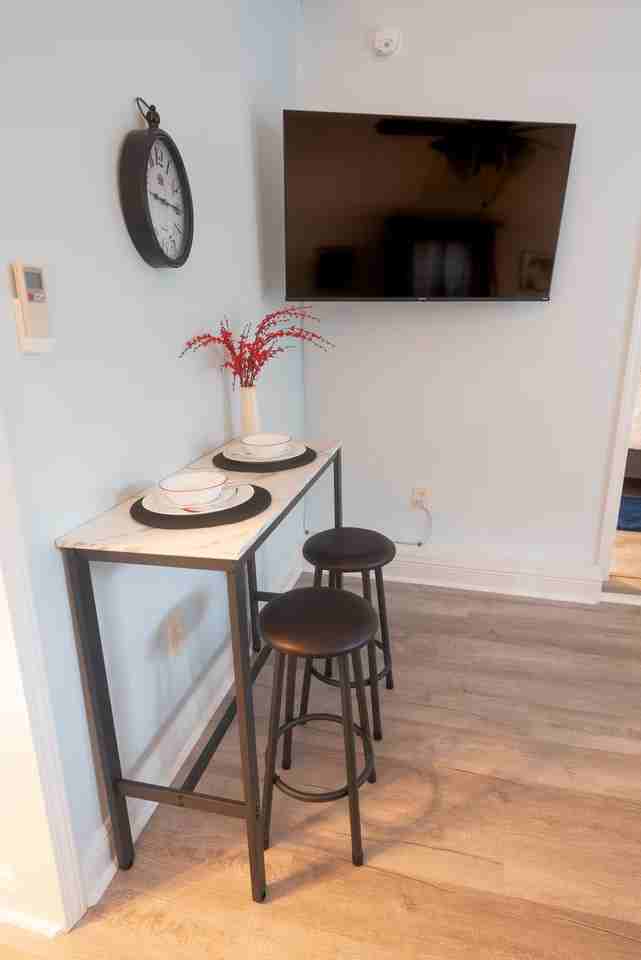 4010 Laurel St #NA - Photo 4 of 18