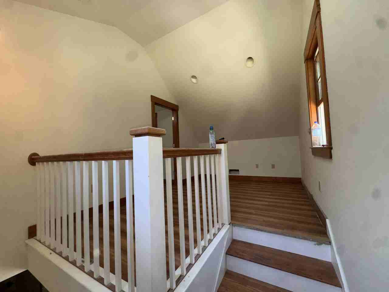 201 Portsmouth Ave #B - Photo 4 of 12