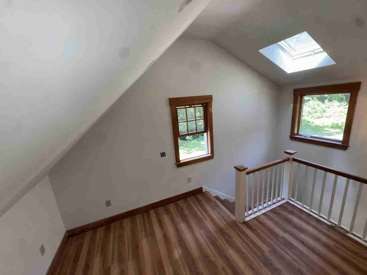 201 Portsmouth Ave #B - Photo 5 of 12