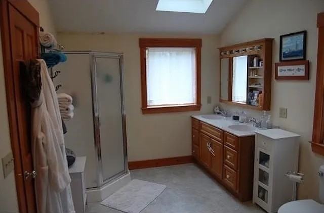 201 Portsmouth Ave #B - Photo 6 of 12