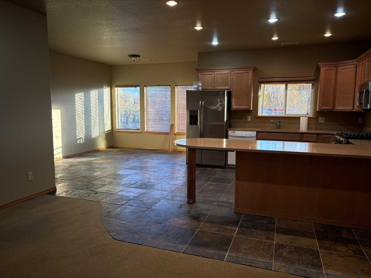 320 S Ella Ave #B - Photo 2 of 5