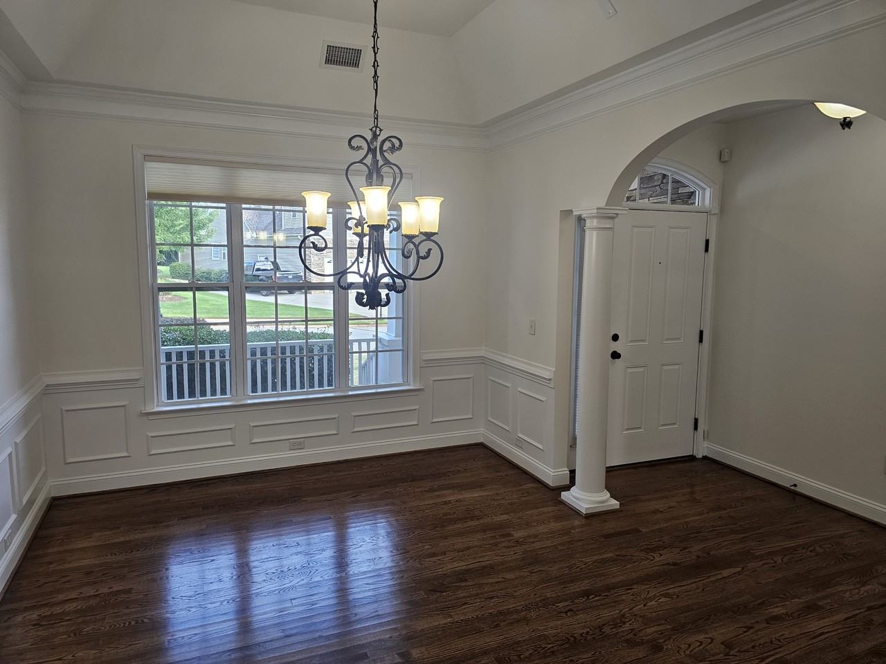 212 Medford Dr #NA - Photo 3 of 20