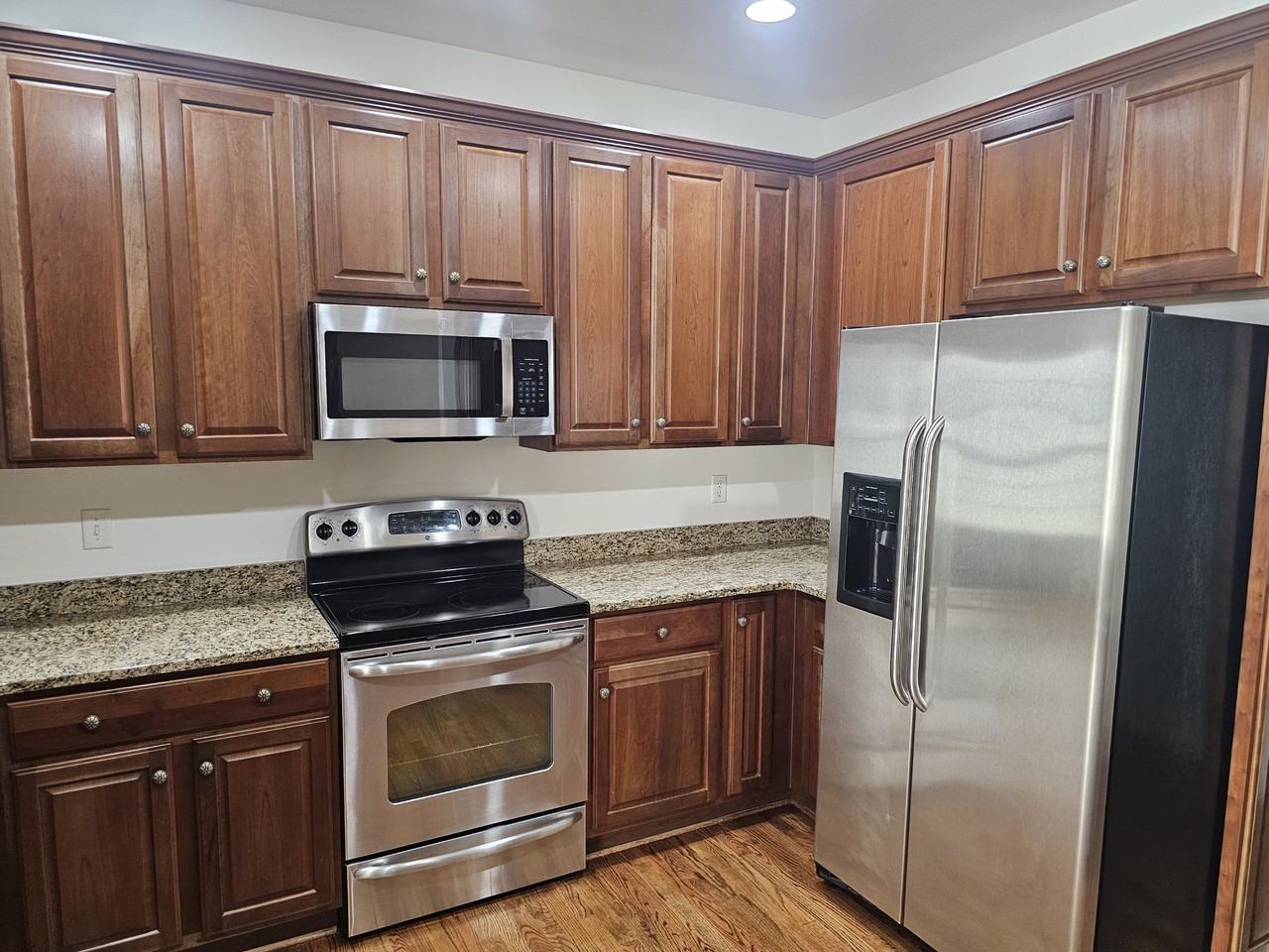 212 Medford Dr #NA - Photo 7 of 20