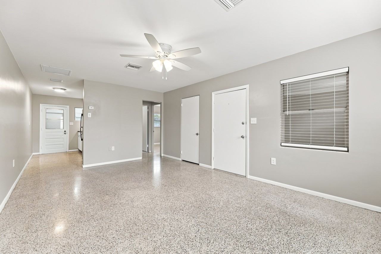 164 Cedar Ave #164 - Photo 7 of 20