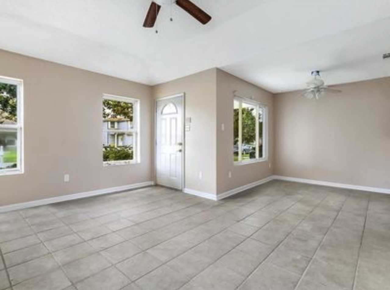 5216 Cross Creek Dr #5216 - Photo 2 of 8