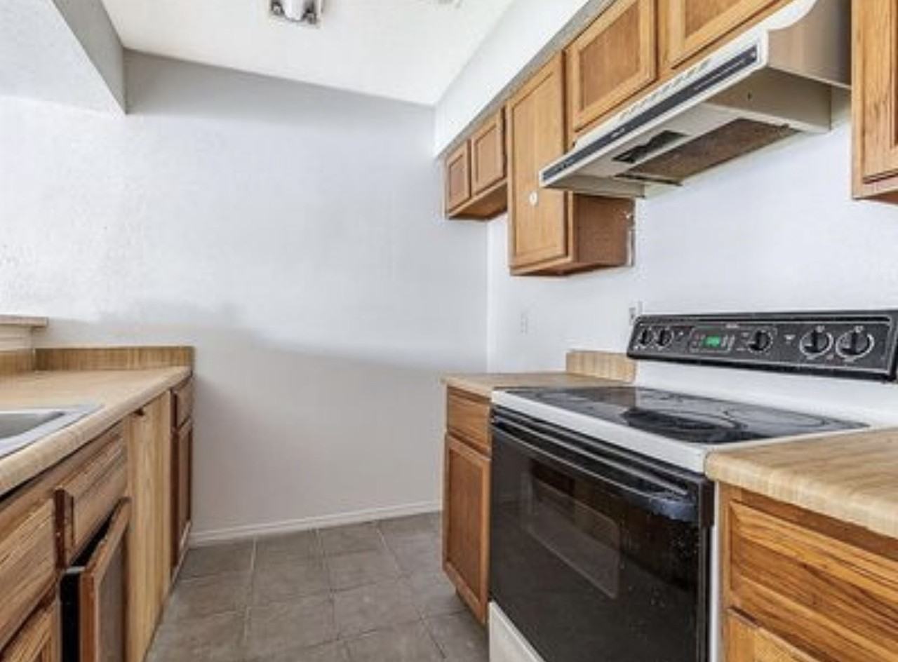 5216 Cross Creek Dr #5216 - Photo 3 of 8