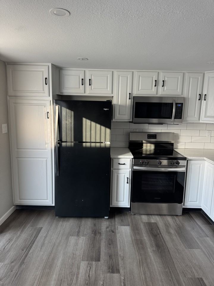 780 San Bruno Pl #NA - Photo 7 of 21