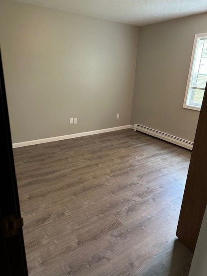 Jordan View Apartments - Photo 4 of 17
