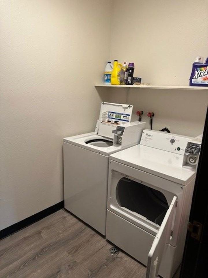 Jordan View Apartments - Photo 6 of 17