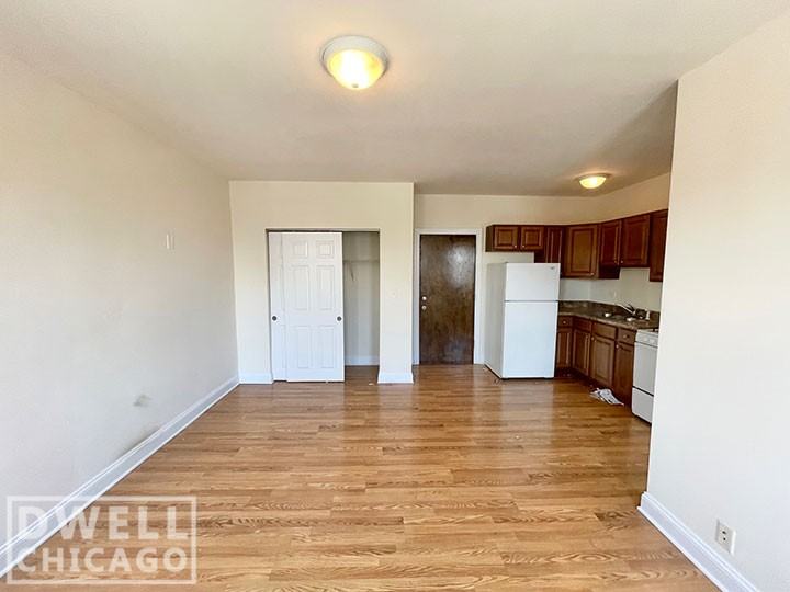 2600 N Kimball Ave #403 - Photo 2 of 5
