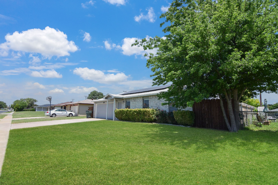 2608 Boyd Ave #NA - Photo 3 of 19