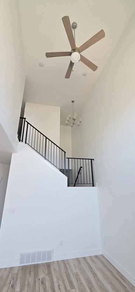 2676 N Blue Dawn Ln - Photo 4 of 50