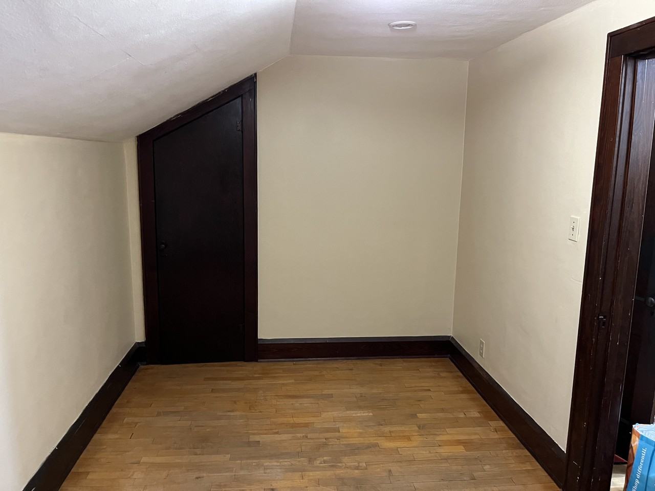 324 N Outagamie St #324-1-2 - Photo 5 of 7