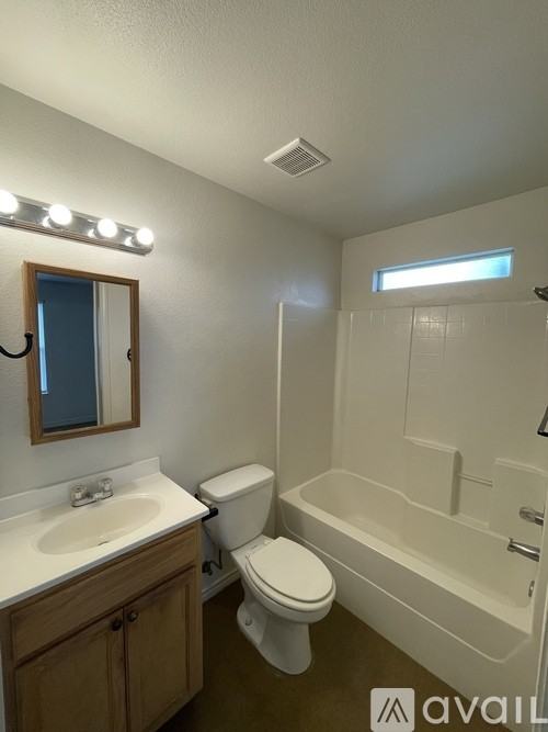 609 S 22nd St #A - Photo 5 of 6