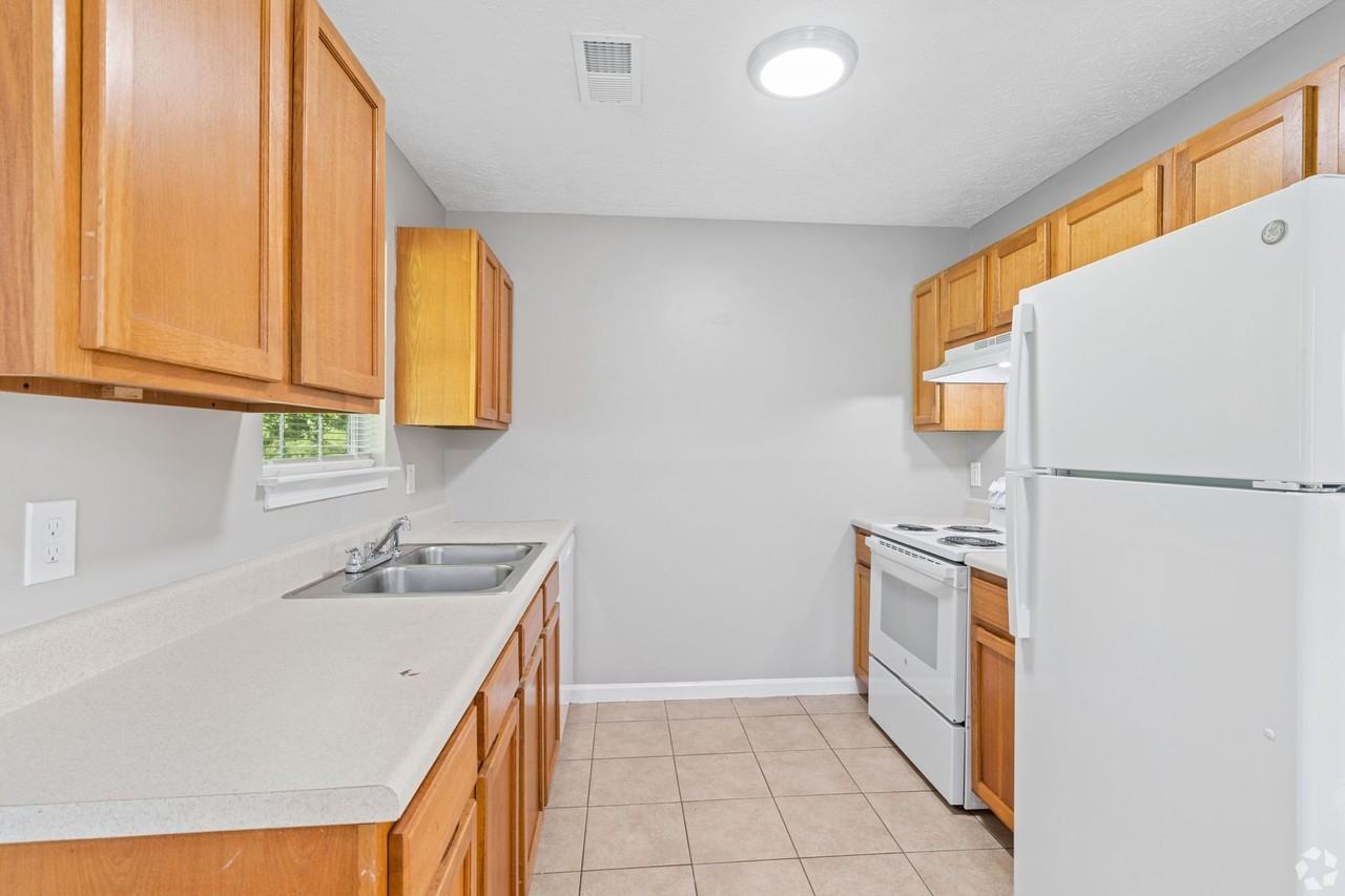 143-239 McAdams Drive - Photo 7 of 43