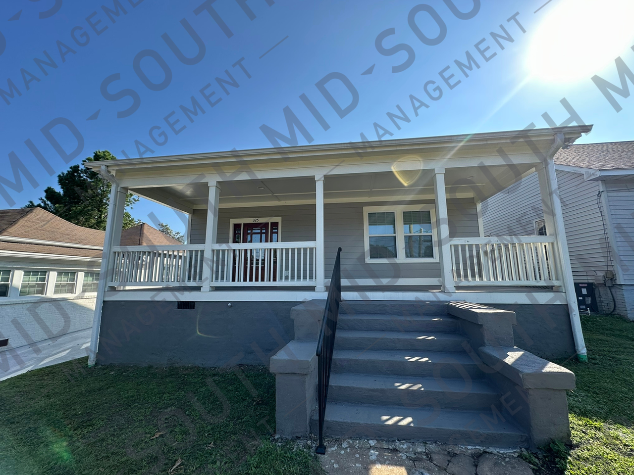325 N Dean St - Photo 2 of 19