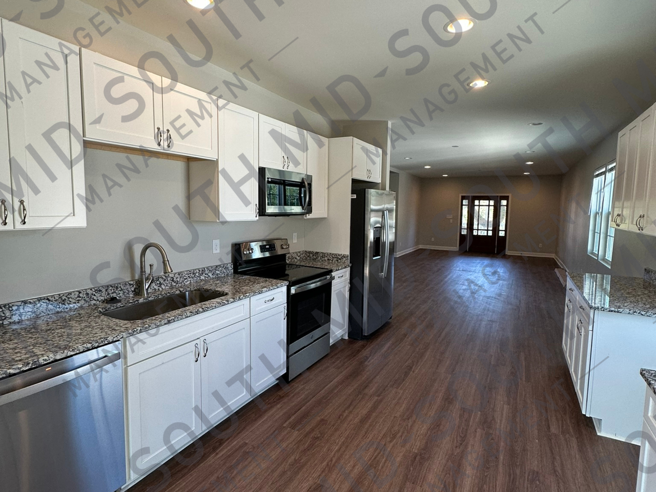 325 N Dean St - Photo 7 of 19