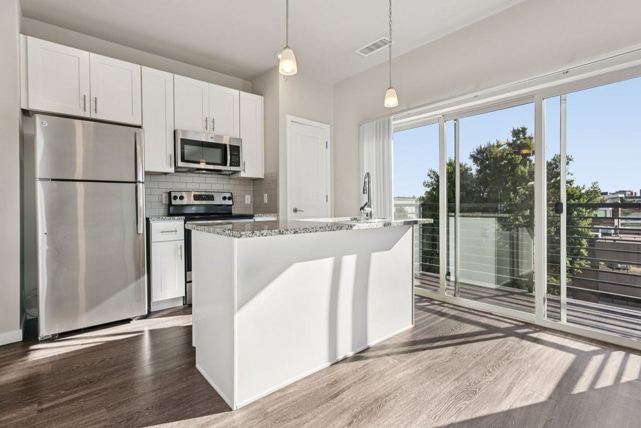 22 Spruce - Photo 3 of 18